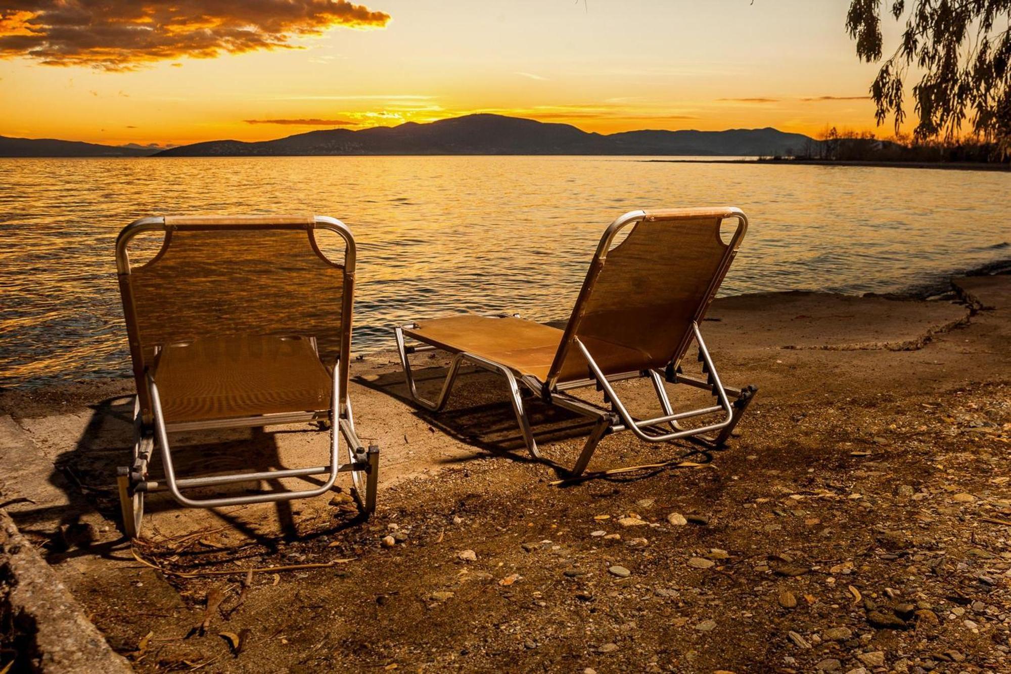 Karnagio Seafront In Agria Vila Káto Lekhónia Exterior foto